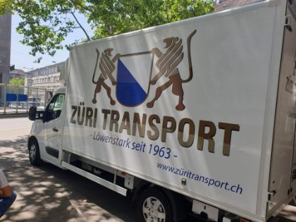 Qualitätiver Schweizer Umzug Umzugswagen Höchstetten